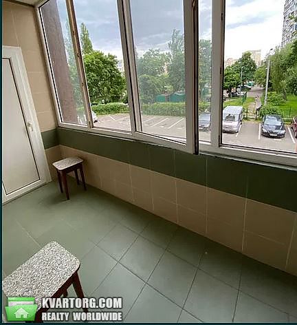 Rent out 3-room apartment. Киев, Шамо — photo 8