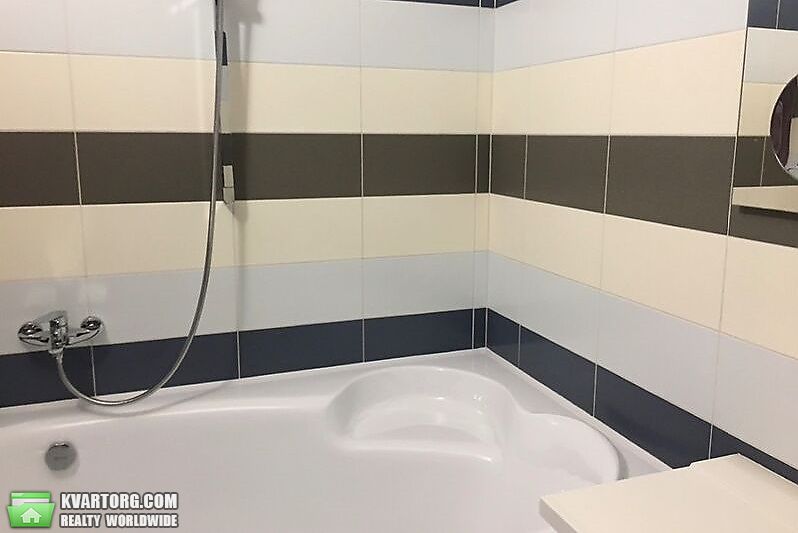 Sell 3-room apartment. Киев, Регенераторная — photo 9