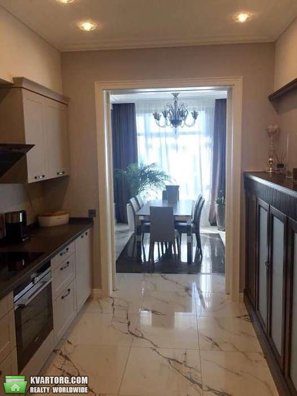 Rent out 3-room apartment. Киев,  Кловский спуск — photo 6