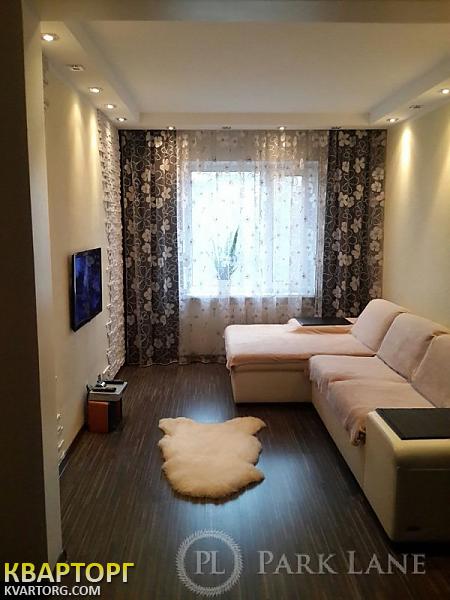 Sell 3-room apartment. Киев,  Дружбы Народов пл — photo 1
