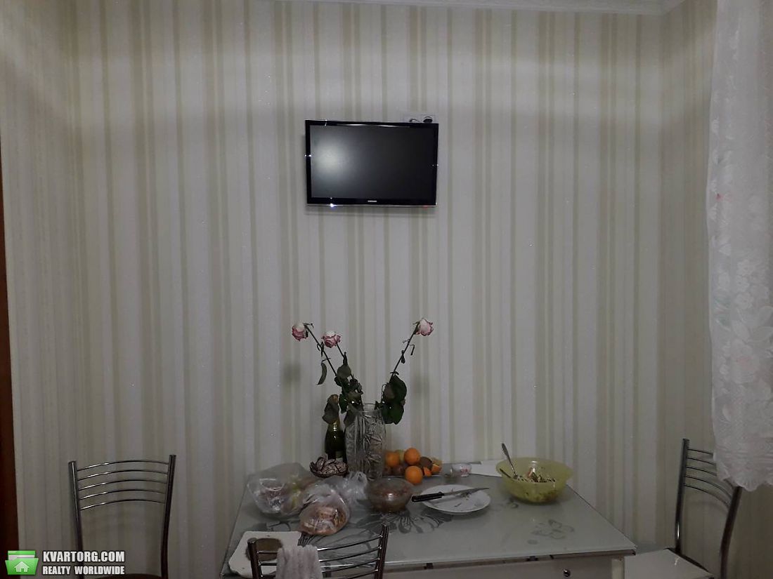 Sell 2-room apartment. Киев, Срибнокильская &189; — photo 2