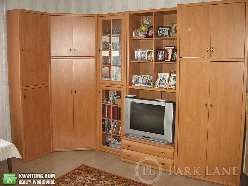 Sell 3-room apartment. Киев,  Довнар-Запольского — photo 2