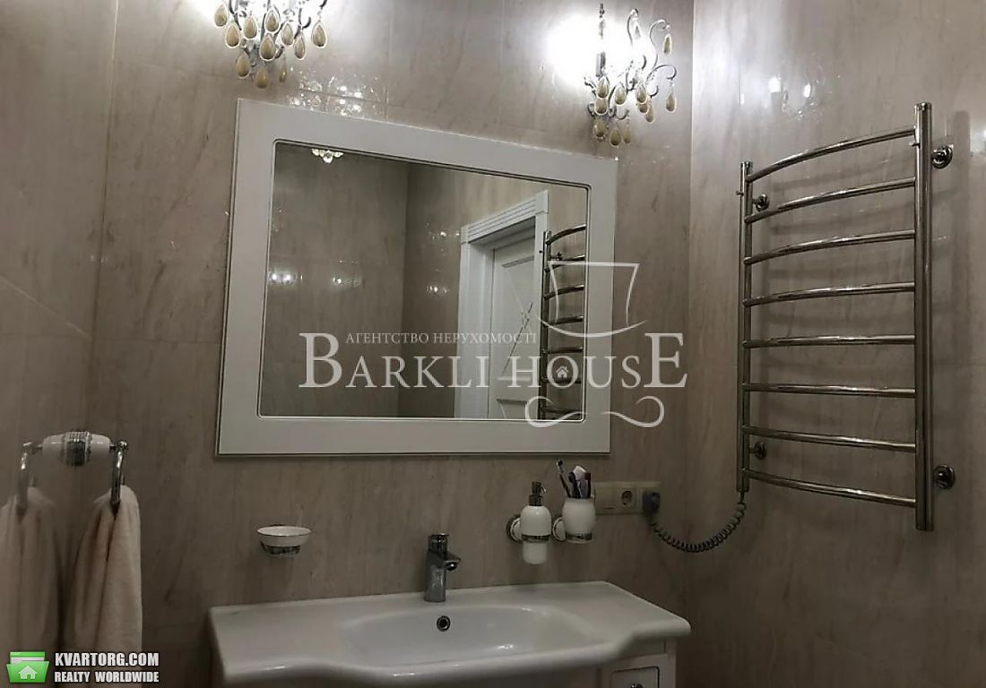 Rent out 2-room apartment. Киев, луценко — photo 7