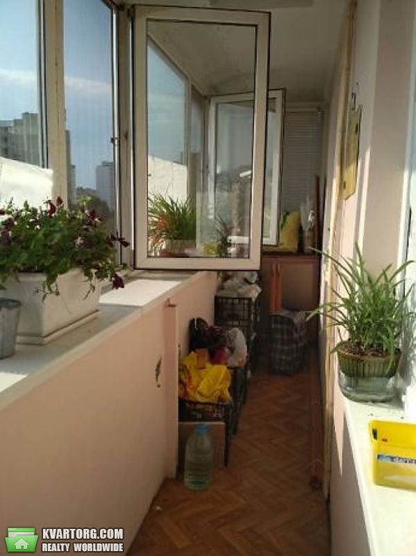 Sell 2-room apartment. Киев,  Декабристов — photo 3
