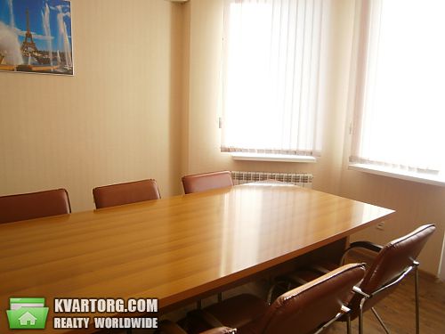 Rent out office. Киев, Черновола — photo 1