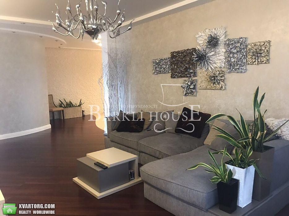 Rent out 2-room apartment. Киев,  Шумского — photo 1