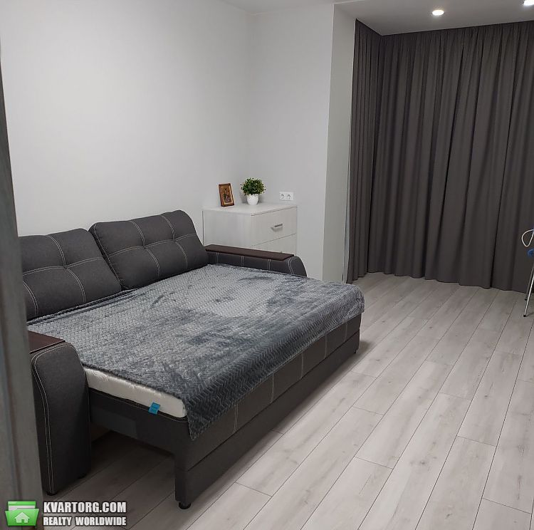 Rent out 1-room apartment. Львов,  Стрийская — photo 1