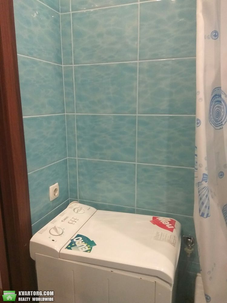 Rent out 2-room apartment. Киев,  Королева пр — photo 3
