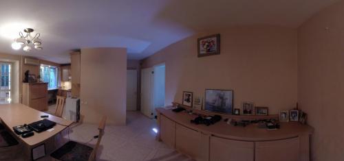 Sell 4-room apartment. Одесса, Ботанический переулок — photo 1