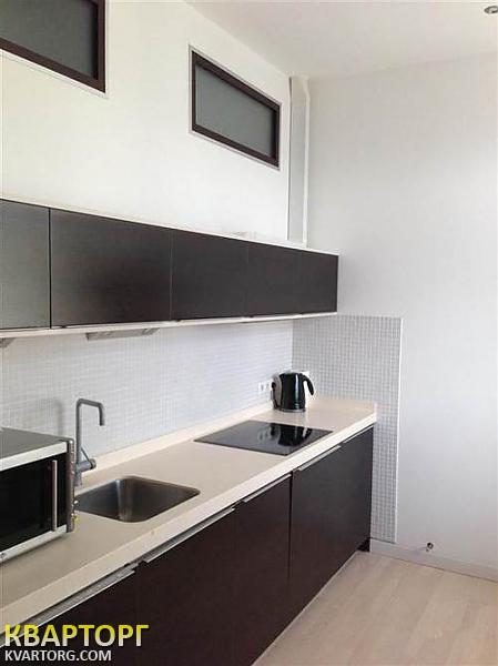 Rent out 3-room apartment. Киев, Владимирская — photo 6