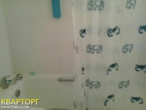 Rent out 1-room apartment. Киев,  Кошица — photo 7