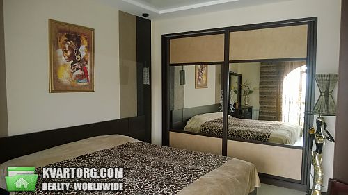 Sell 3-room apartment. Киев, Коцюбинского Михаила ул — photo 2