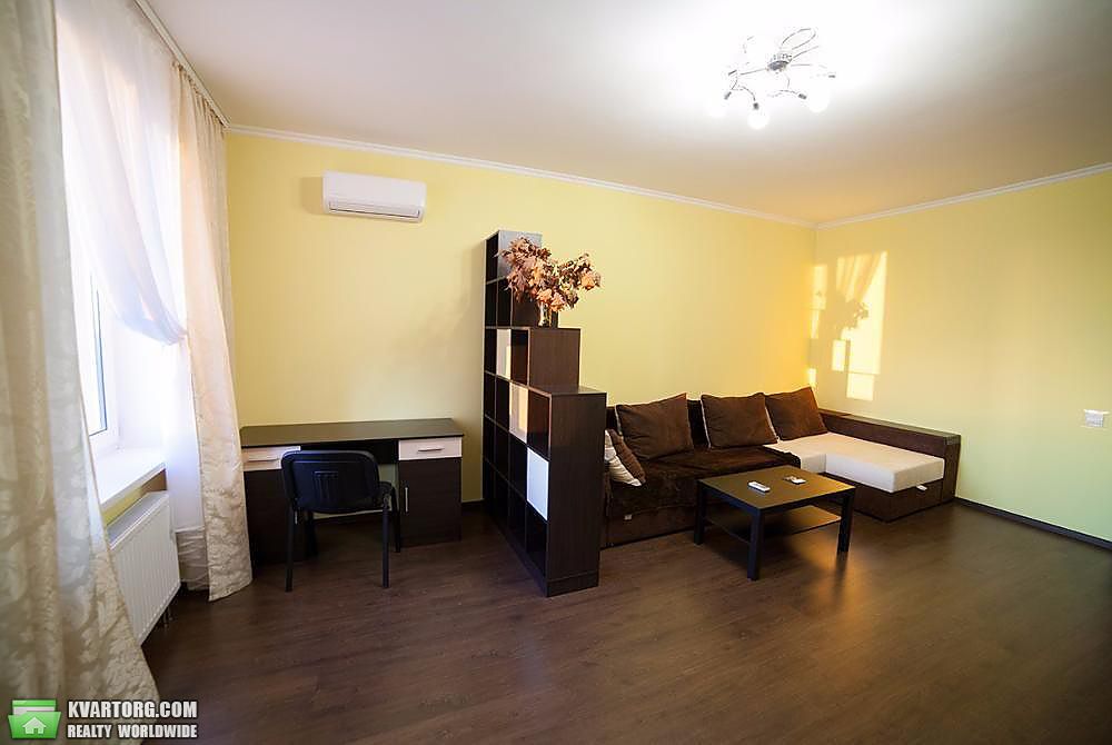 Rent out 2-room apartment. Киев,  Клавдиевская — photo 2