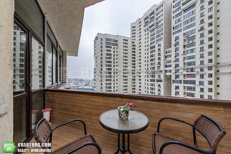 Sell 3-room apartment. Киев,  Щорса — photo 5