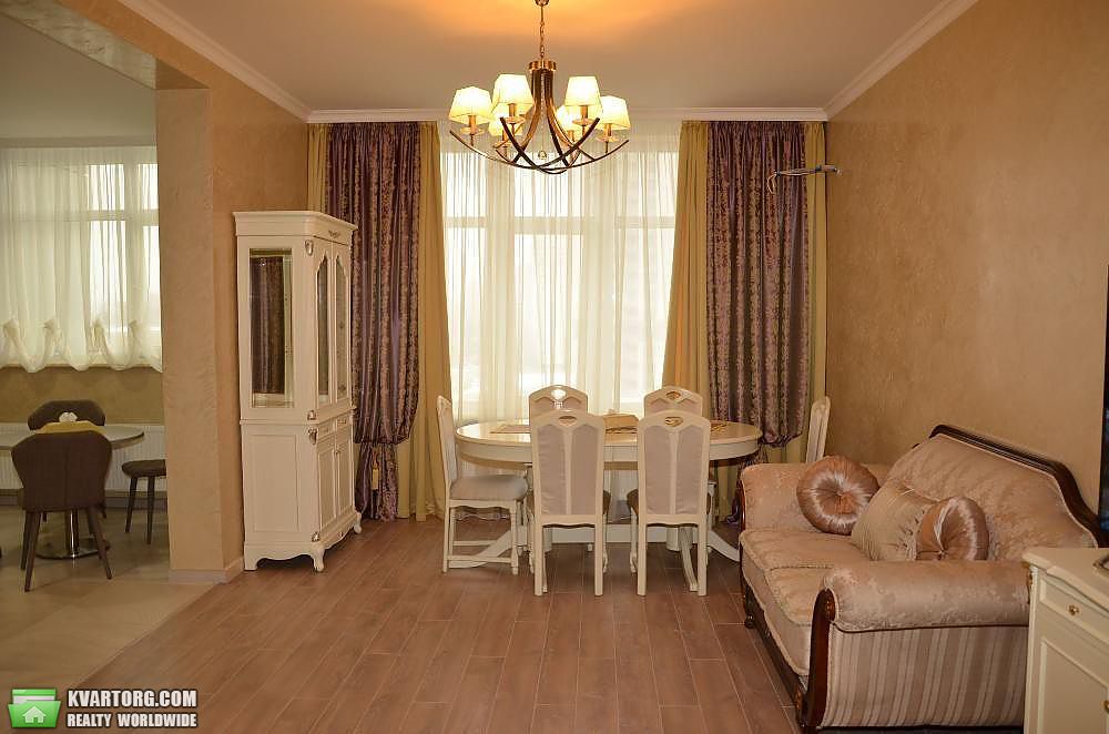 Rent out 4-room apartment. Киев,  Драгомирова — photo 2