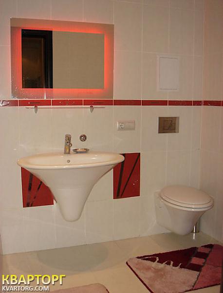Rent out 2-room apartment. Киев,  Саксаганского — photo 8