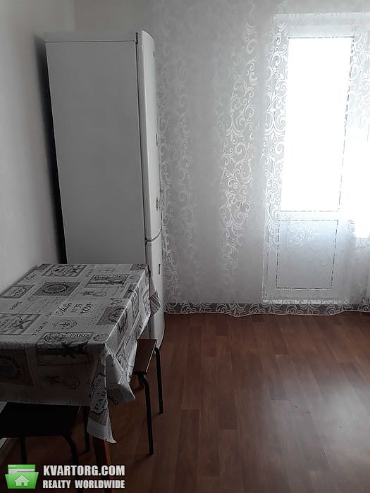 Rent out 2-room apartment. Киев,  Моторный пер — photo 10