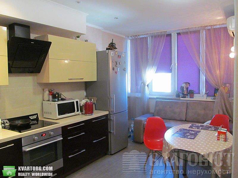 Sell 2-room apartment. Киев,  Вышгородская — photo 1