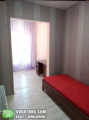 Rent out 2-room apartment. Киев,  Харьковское шоссе — photo 6