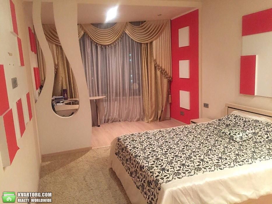 Rent out 2-room apartment. Киев,  Днепровская наб — photo 2