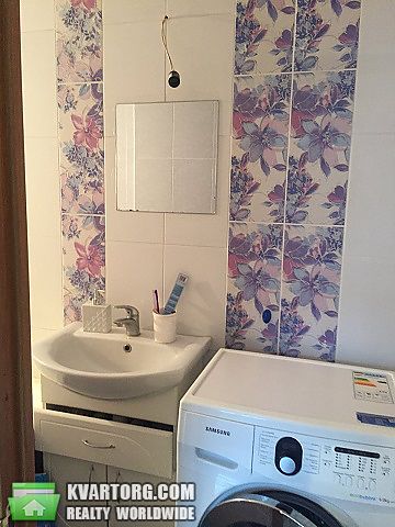 Rent out 1-room apartment. Киев, Жулянская — photo 4