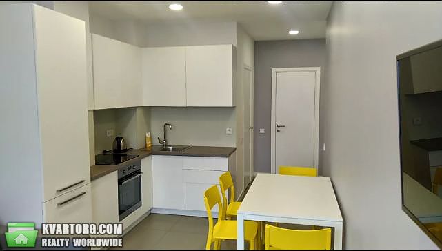 Rent out 2-room apartment. Киев,  Белорусская — photo 3