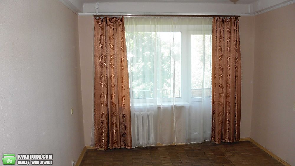 Sell 2-room apartment. Киев,  Каунасская — photo 1