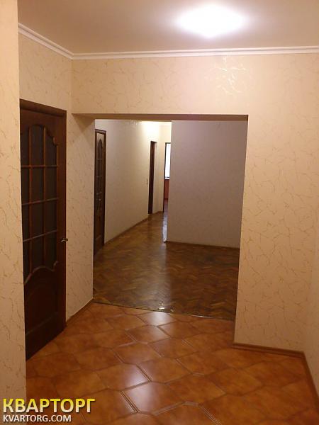 Rent out office. Киев,  Тургеневская — photo 1