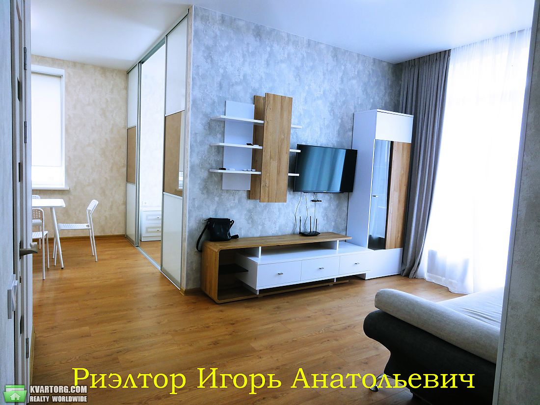 Rent out 2-room apartment. Одесса,  Гагарина пр — photo 3