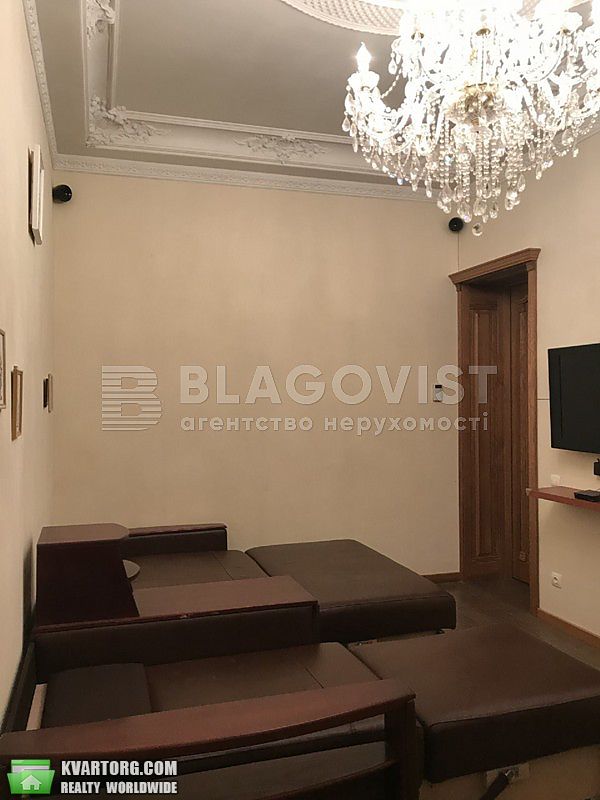 Rent out 2-room apartment. Киев,  Институтская — photo 2