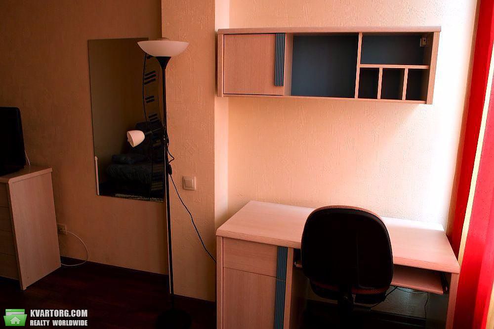 Rent out 3-room apartment. Киев,  Руданского — photo 5