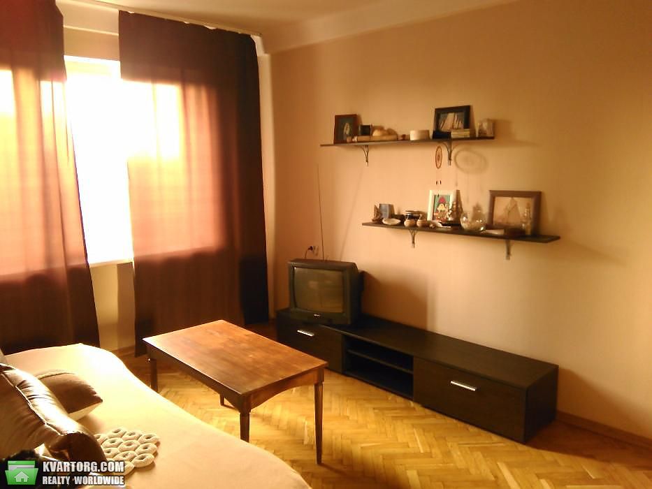 Sell 2-room apartment. Киев,  Русановская наб — photo 5