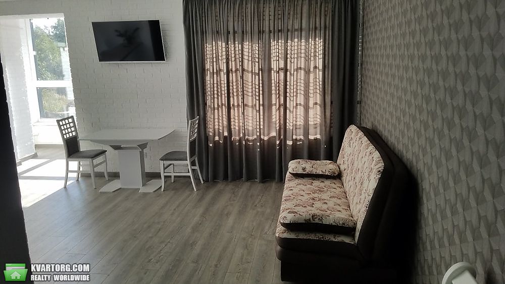 Rent out 1-room apartment. Львов,  Богдана Хмельницкого — photo 3