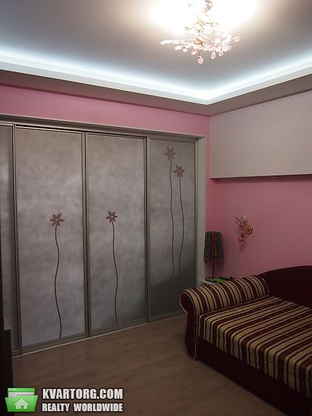 Sell 2-room apartment. Киев, Амосова — photo 2