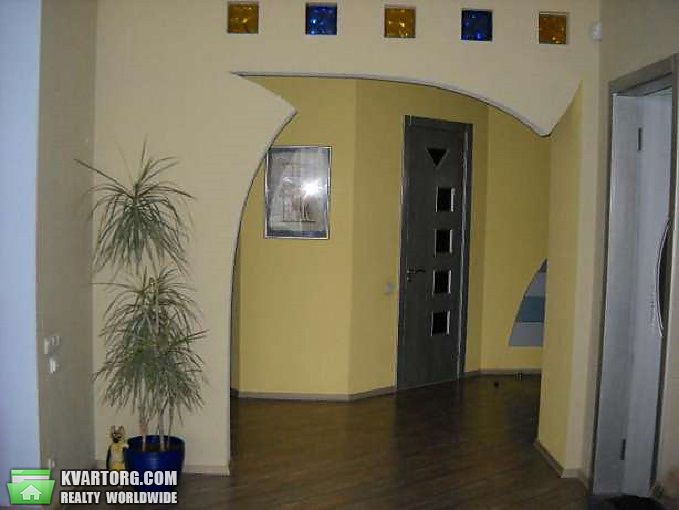 Sell 4-room apartment. Киев,  Кловский спуск — photo 1