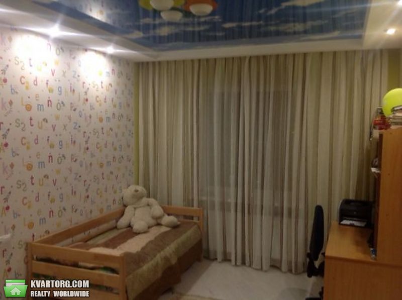 Sell 3-room apartment. Киев,  Милославская — photo 3