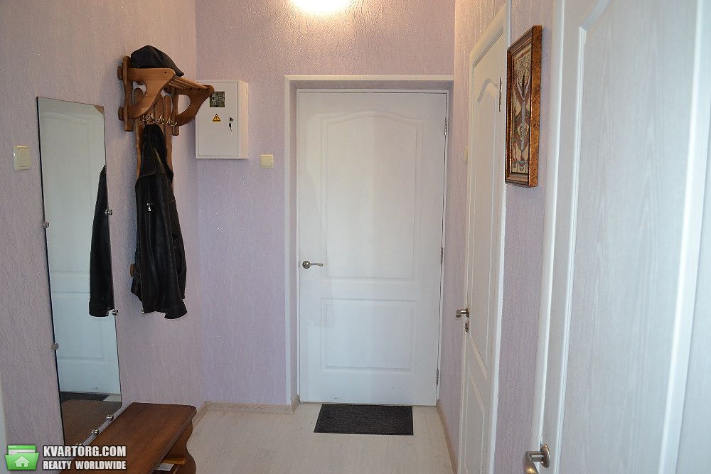 Rent out 1-room apartment. Киев, Михаила Бойчука — photo 4