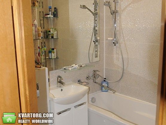 Rent out 2-room apartment. Киев,  Грекова — photo 5