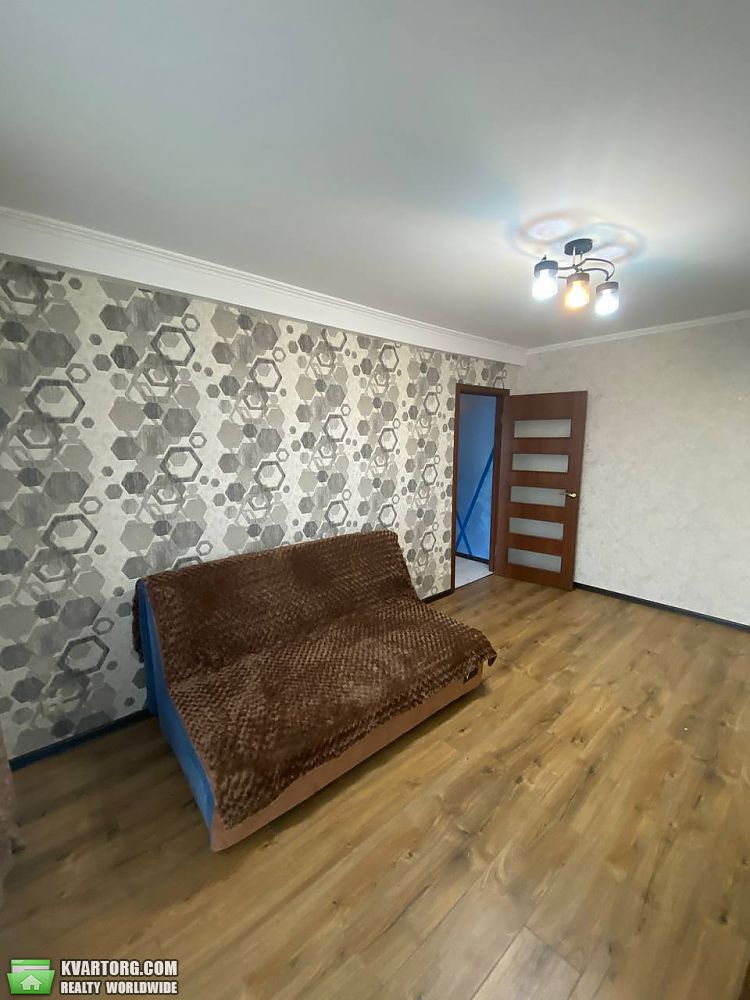 Rent out 2-room apartment. Киев,  Перова бул — photo 2