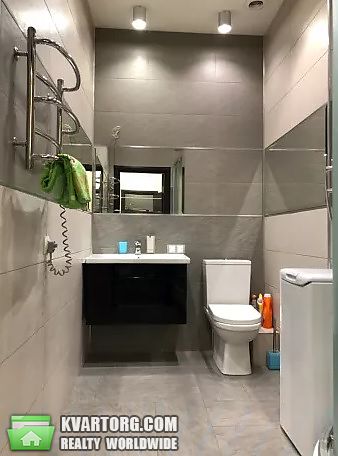 Rent out 1-room apartment. Киев,  Жилянская — photo 3