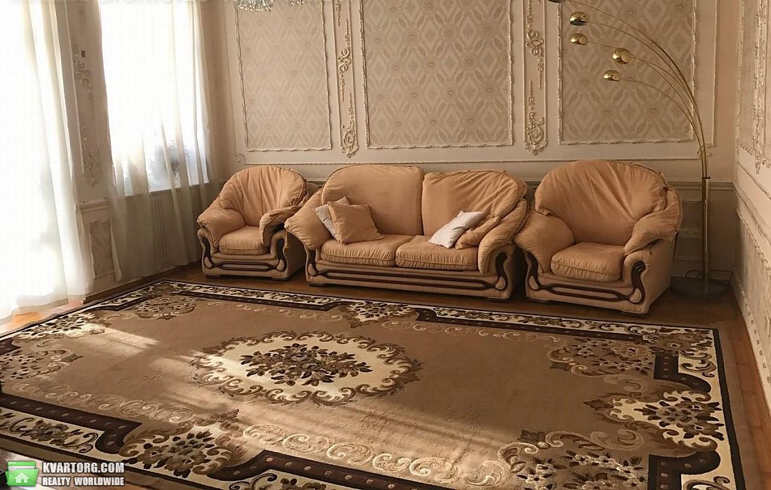 Rent out 4-room apartment. Киев,  Анищенко — photo 1