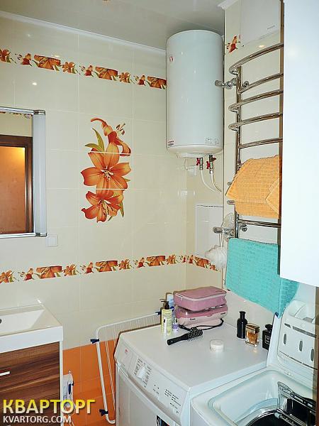 Sell 3-room apartment. Киев,  Срибнокильская — photo 9