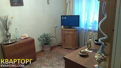 Sell 2-room apartment. Киев,  Саратовская — photo 2