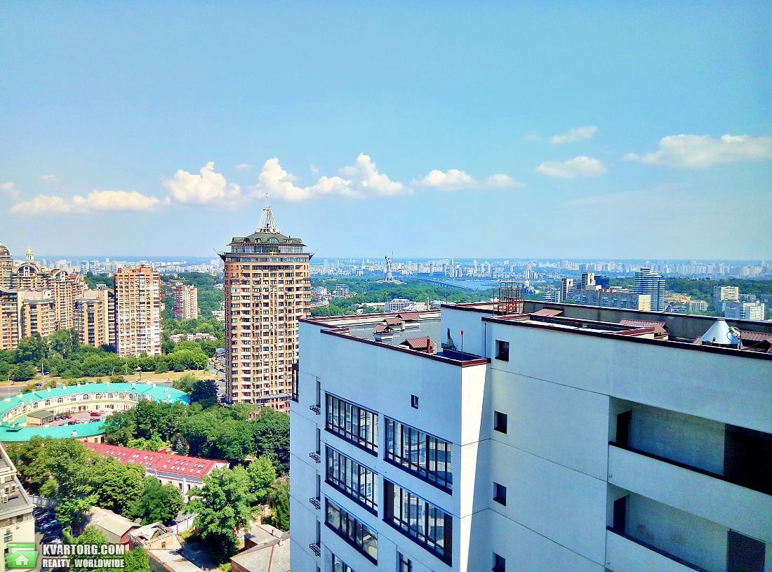 Sell 3-room apartment. Киев,  Щорса — photo 1