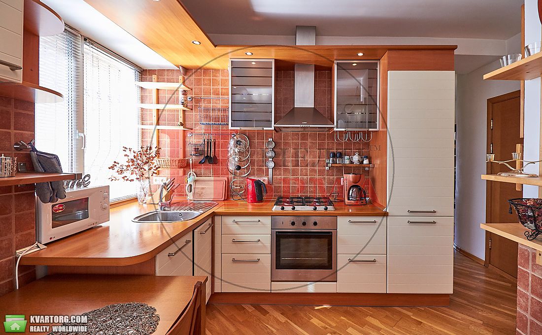 Rent out 3-room apartment. Киев, Горской — photo 4