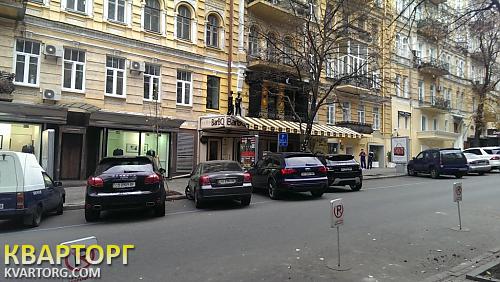 Rent out shop. Киев, Городецкого, 10/1 — photo 1