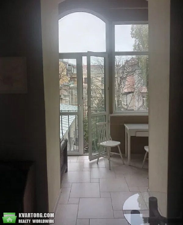 Sell 1-room apartment. Киев,  Рейтарская — photo 2