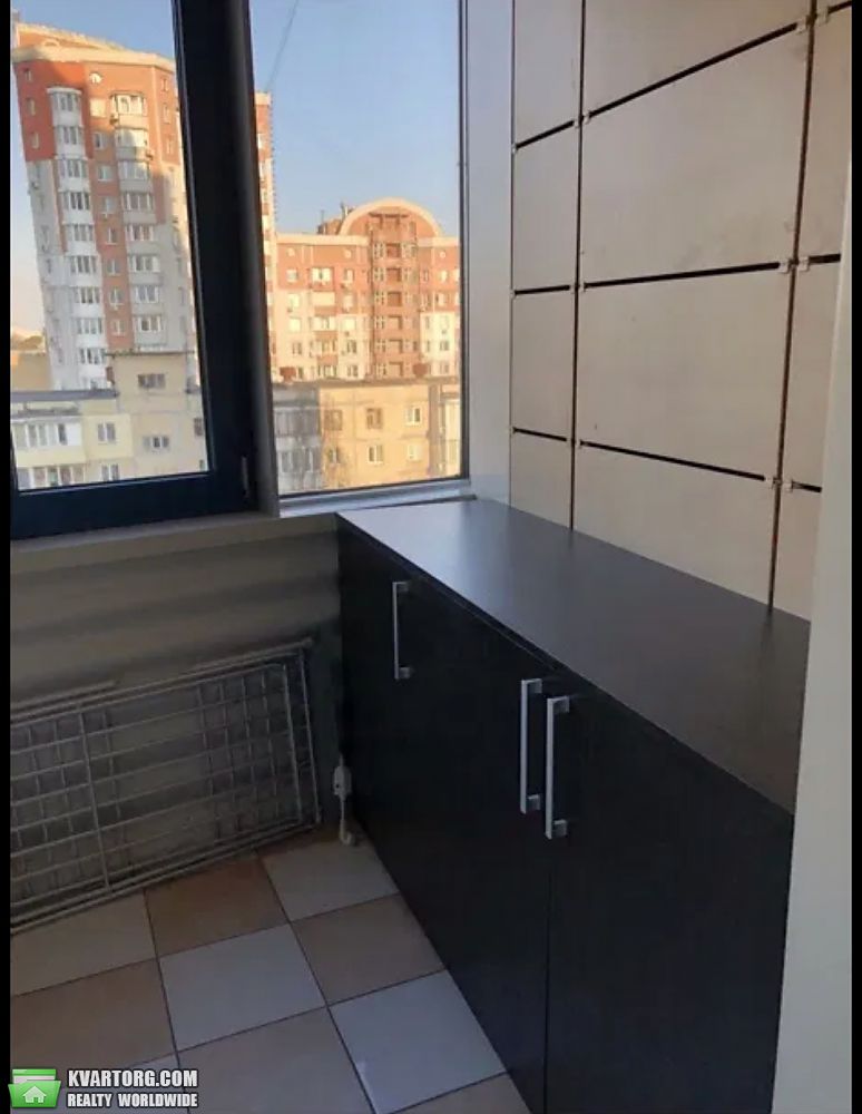 Rent out 2-room apartment. Киев, Проспект Перемоги — photo 7