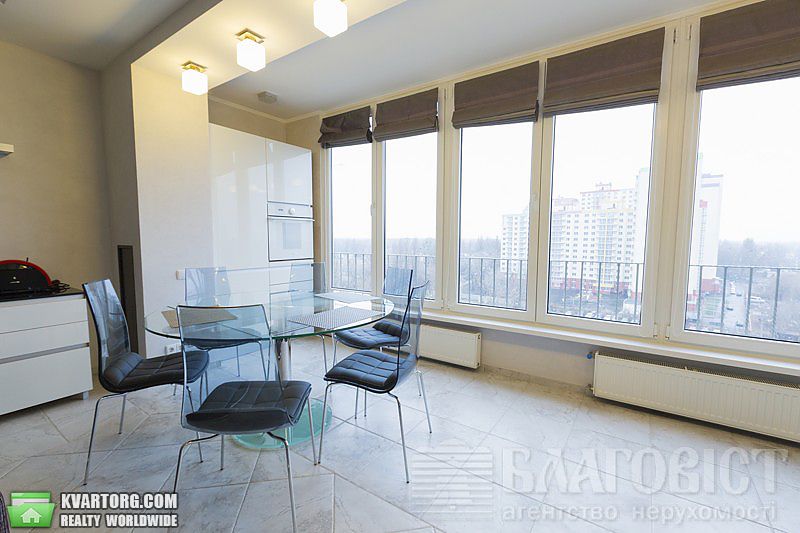 Sell 3-room apartment. Киев, Панельная — photo 9