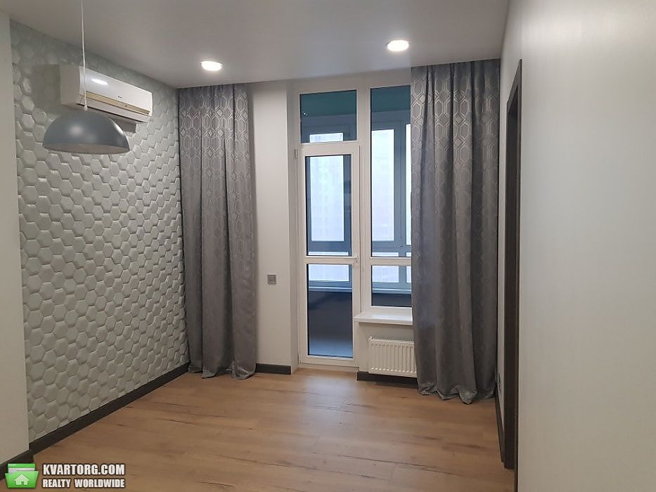 Sell 1-room apartment. Киев,  Каховская — photo 3